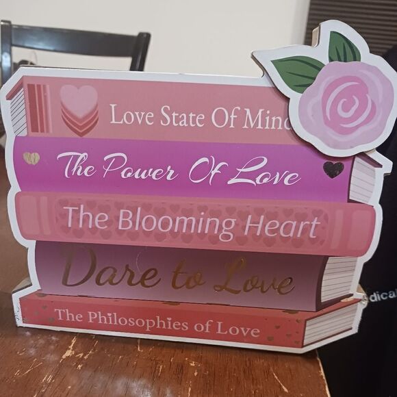 3 for 26 - Set of 3 Wooden Valentine Decorations - Picture 3 of 4